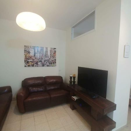Lovely Apartment Premium Location Ramat Gan Luaran gambar